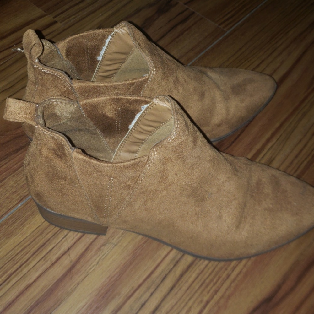 American eagle booties